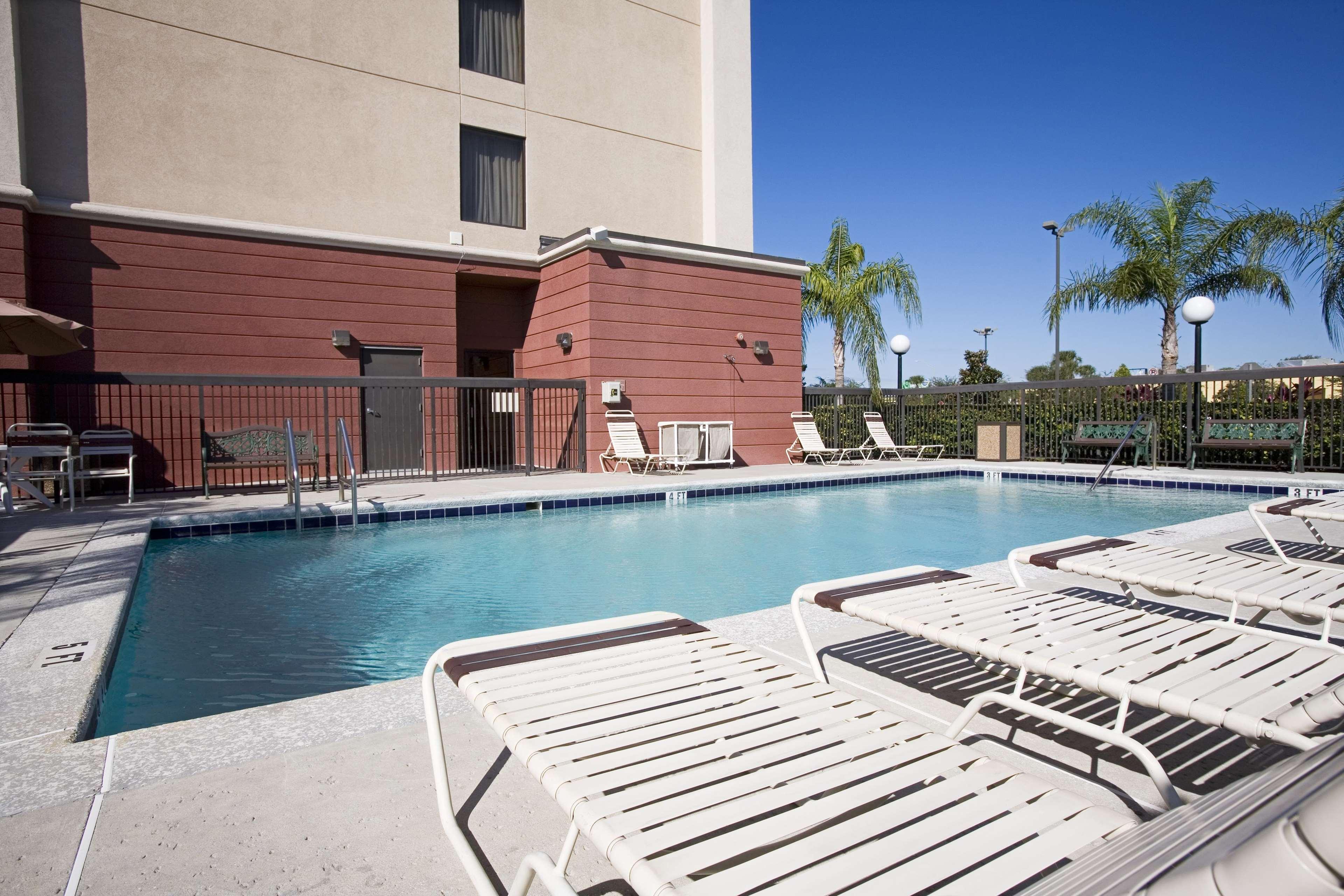 Hampton Inn & Suites Orlando International Drive North Instalações foto